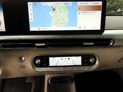 2022 Genesis GV60 — миниатюра 14