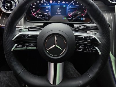 MERCEDES-BENZ GLC - 10