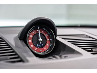 2026 Porsche 911 photo 9