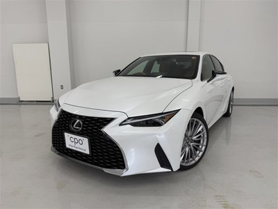 LEXUS IS