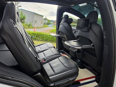 2023 Tesla MODEL X — фото 10