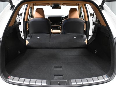 صورة مصغرة 13 لـ 2023 Lexus NX