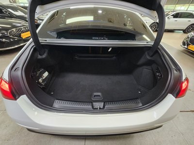 صورة مصغرة 17 لـ 2025 Mercedes-BENZ E-CLASS