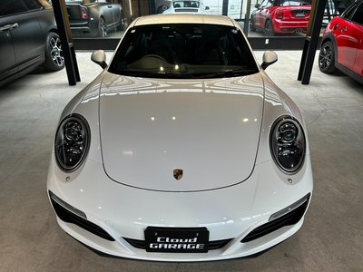 PORSCHE 911 - 8