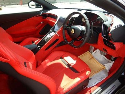 2026 Ferrari ROMA SPIDER — фото 9