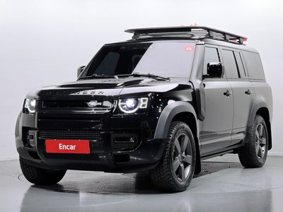 LAND ROVER DEFENDER - 1