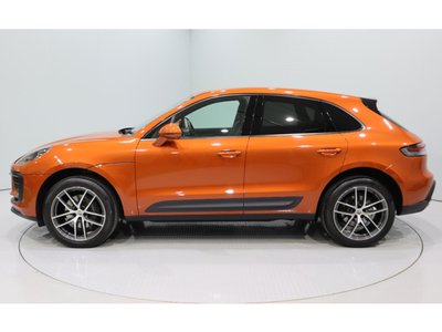 PORSCHE MACAN - 2
