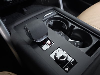 LAND ROVER DISCOVERY - 9