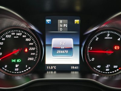 MERCEDES-BENZ C-CLASS - 9