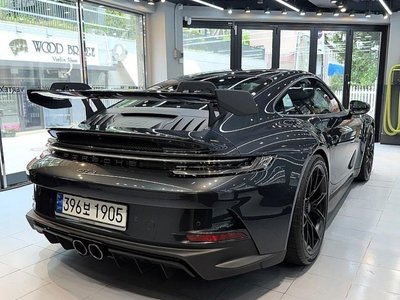 PORSCHE 911 - 4
