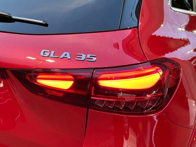 2025 Mercedes-BENZ GLA AMG 照片 10