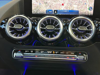 2025 Mercedes-BENZ GLA AMG thumbnail 39