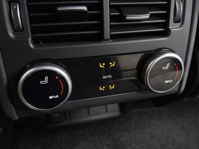 2023 LAND Rover DISCOVERY — миниатюра 24