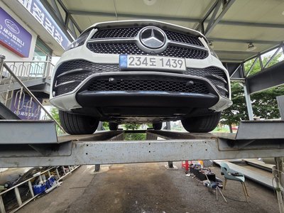 MERCEDES-BENZ GLE - 1