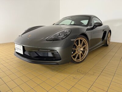 PORSCHE 718 CAYMAN
