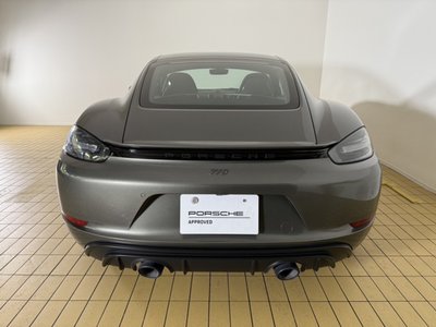 PORSCHE 718 CAYMAN - 7