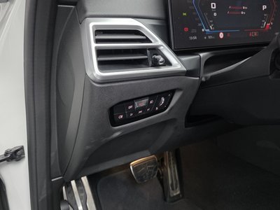 2025 BMW M2 — миниатюра 27
