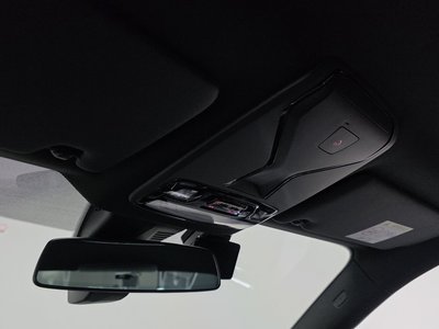 2025 BMW M2 — миниатюра 31