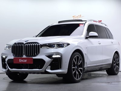 2022 BMW X7 — фото 1