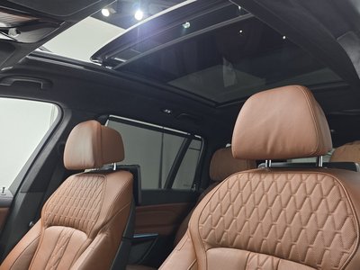 2022 BMW X7 — миниатюра 25