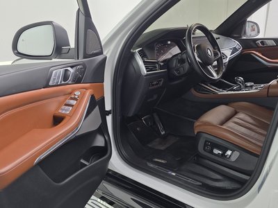 2022 BMW X7 — миниатюра 13