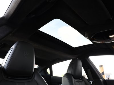 2021 Maserati QUATTROPORTE — миниатюра 12