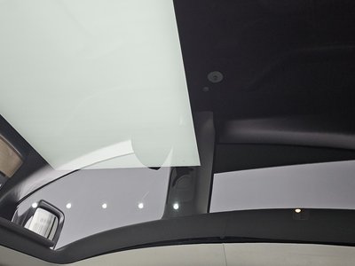 2022 Tesla MODEL Y thumbnail 33