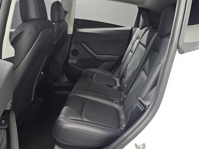 2022 Tesla MODEL Y thumbnail 18