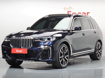 2021 BMW X7 — фото 1