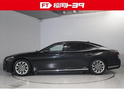 LEXUS LS - 4