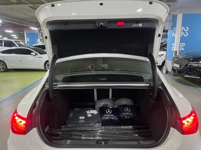 2026 Mercedes-BENZ EQE 缩略图 19