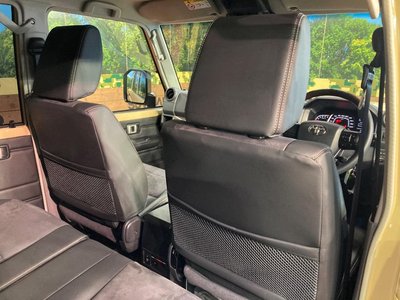 2025 Toyota LAND CRUISER 70 — миниатюра 36