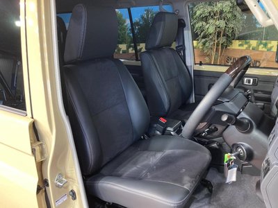 2025 Toyota LAND CRUISER 70 照片 9
