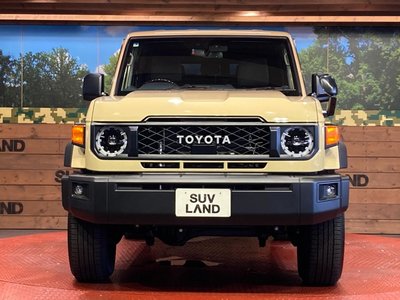 2025 Toyota LAND CRUISER 70 — миниатюра 14