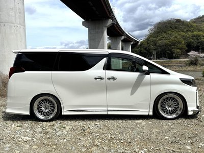 TOYOTA ALPHARD - 10