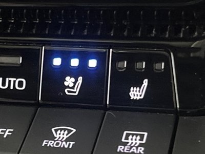 TOYOTA LAND CRUISER - 6