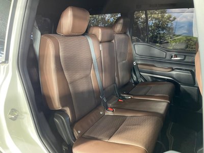 TOYOTA LAND CRUISER - 8