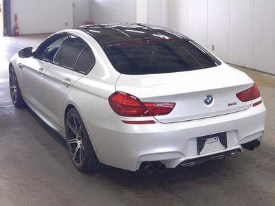 2015 BMW M6 — фото 2