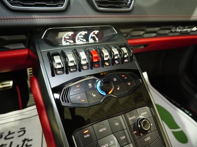 صورة مصغرة 22 لـ 2018 Lamborghini HURACAN SPYDER