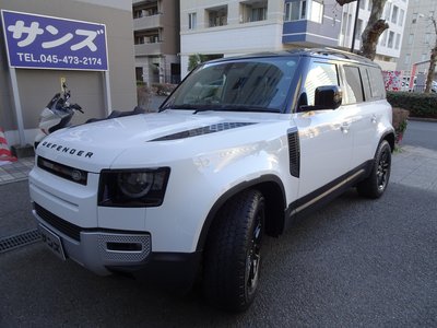 LAND ROVER DEFENDER - 7