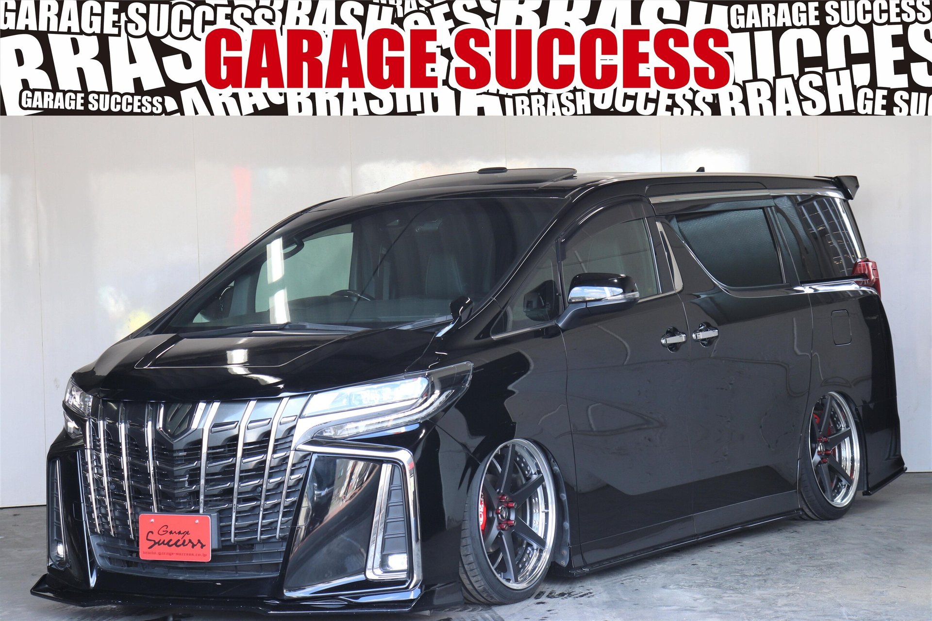 TOYOTA ALPHARD - View 1