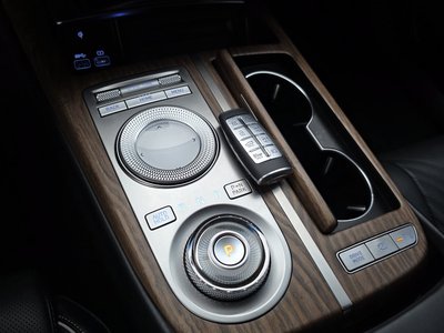GENESIS G80 (RG3) - 9
