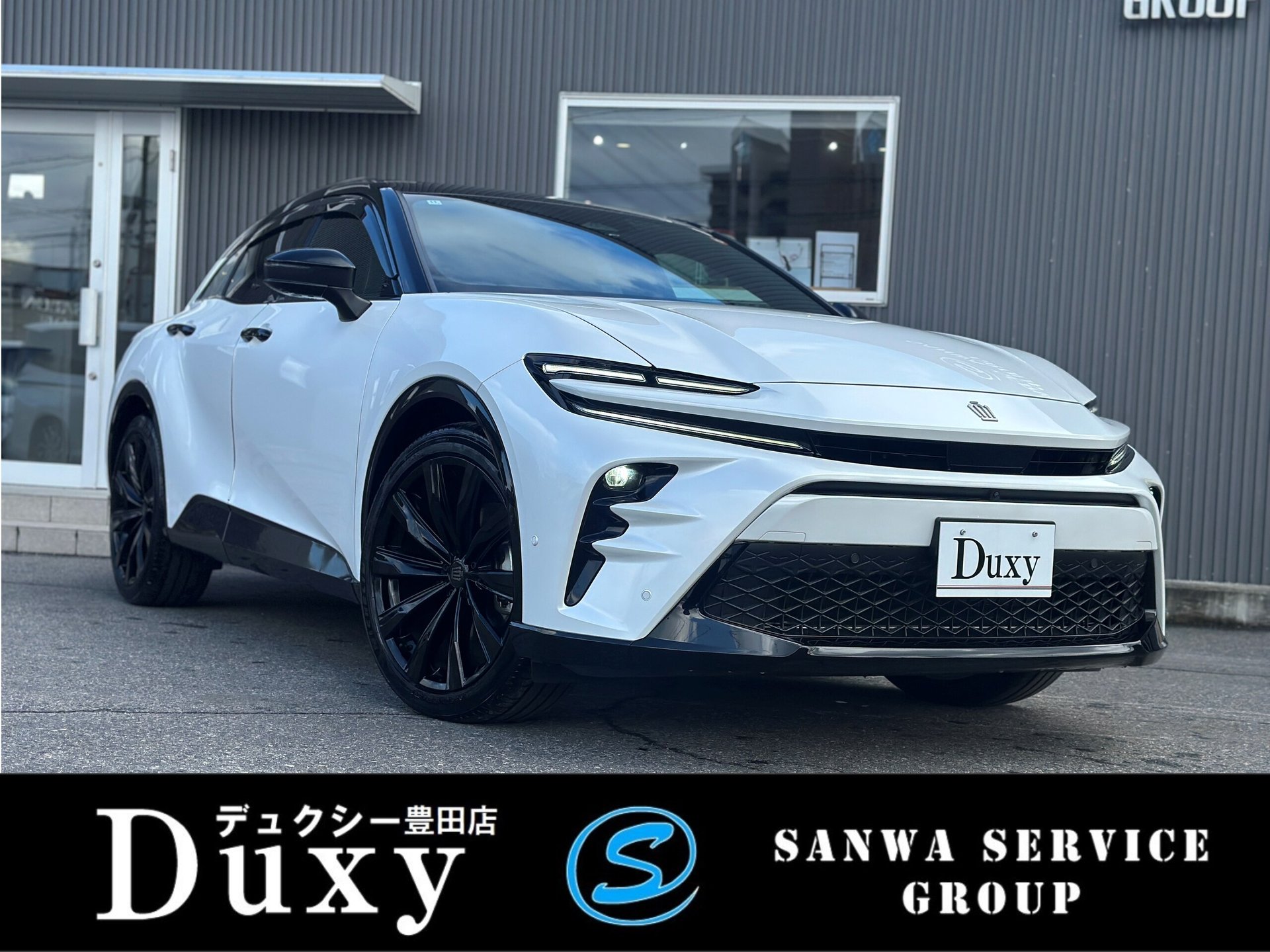 TOYOTA CROWN SPORT - View 1