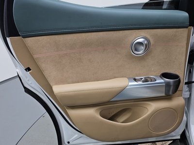 2022 Genesis GV60 — миниатюра 15