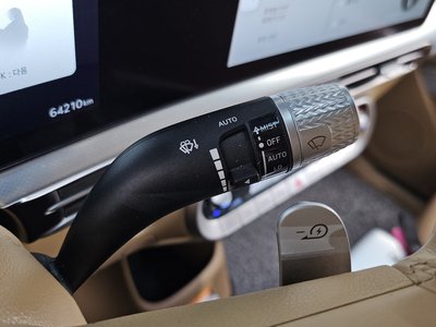 2022 Genesis GV60 — миниатюра 28