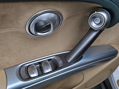 2022 Genesis GV60 — миниатюра 26