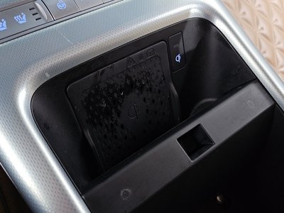 2022 Genesis GV60 — миниатюра 30