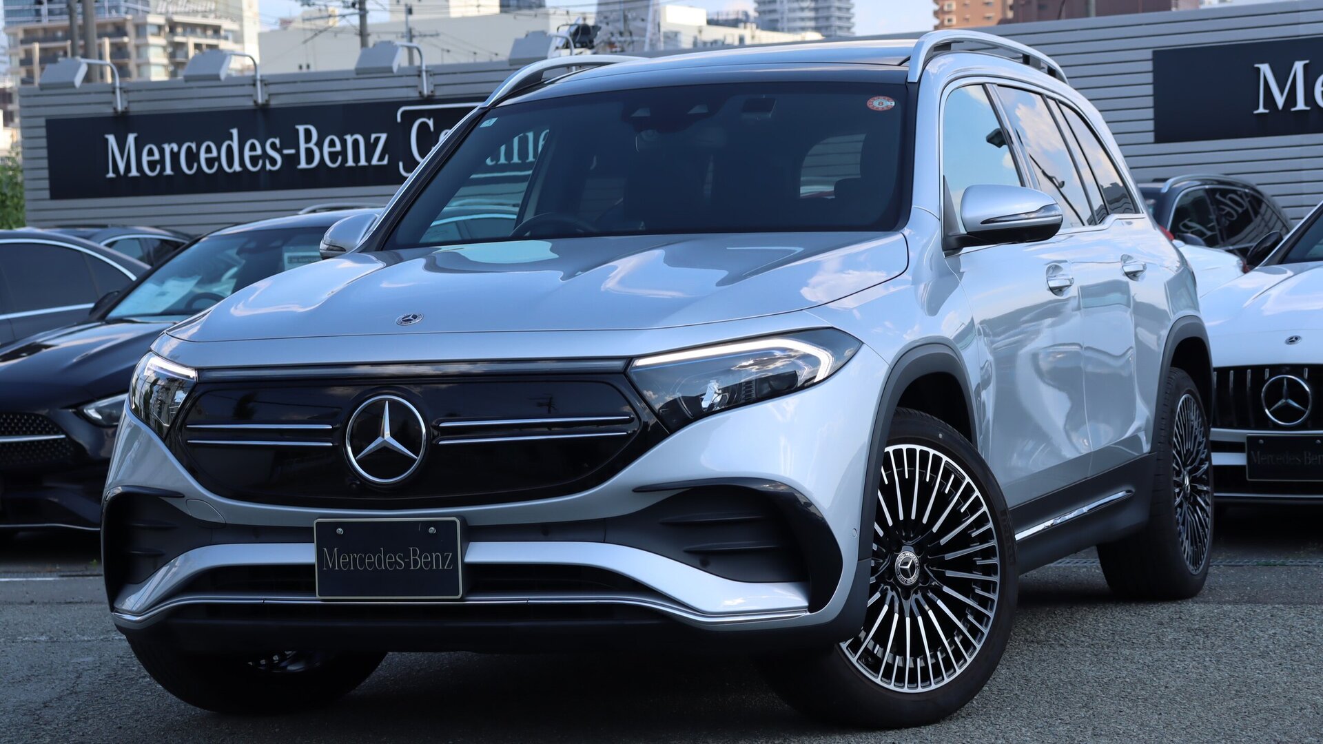 MERCEDES-BENZ EQB - View 1