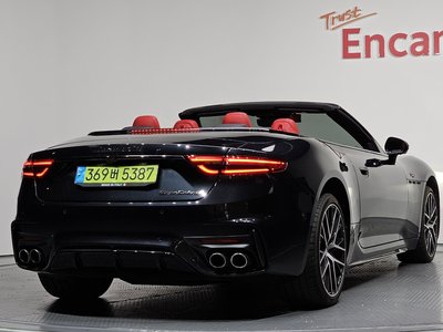 MASERATI GRANCABRIO 2ND GENERATION - 2