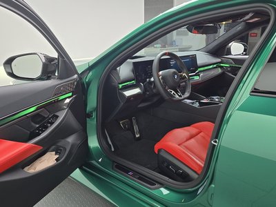 صورة مصغرة 13 لـ 2026 BMW M5